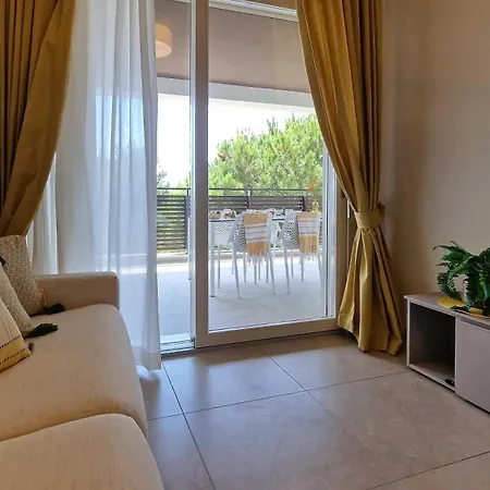 Ashanti Aparthotel Wellness&Spa Bibione Exterior photo