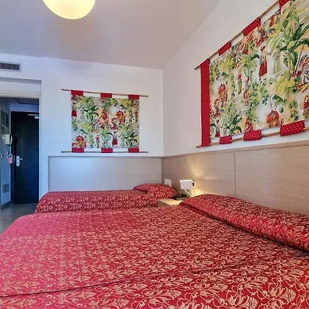 Ashanti Aparthotel Wellness&Spa Bibione Exterior photo